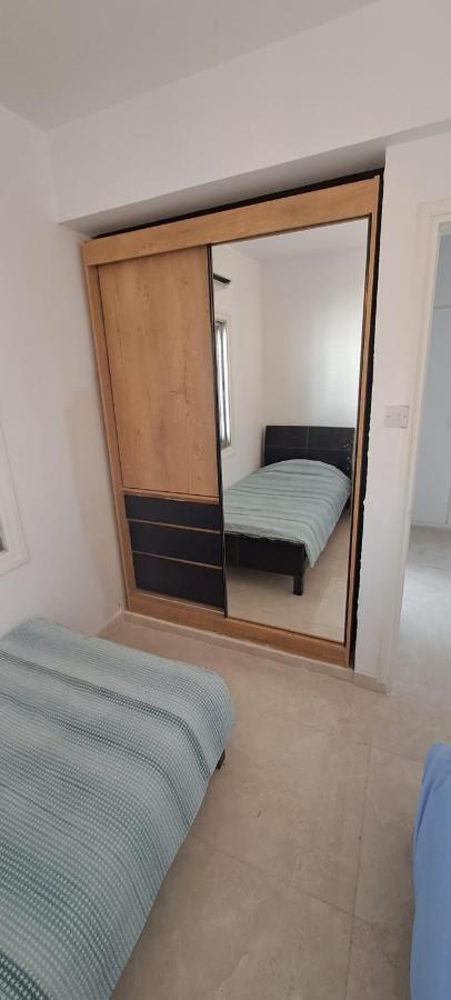 Luxury Apartment In Light House Beach Pafos Zewnętrze zdjęcie