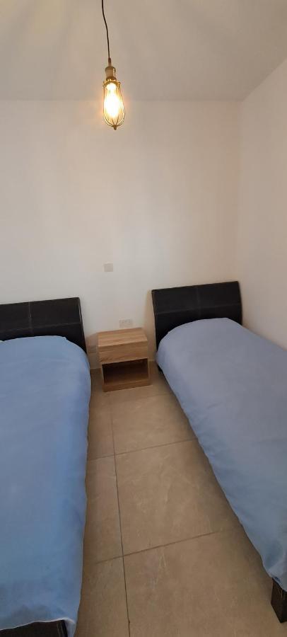 Luxury Apartment In Light House Beach Pafos Zewnętrze zdjęcie